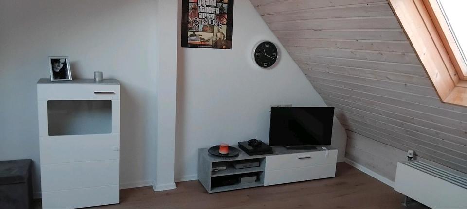 Doppelhaushälfte Reutlingen Altenburg - 10 Zimmer, 186 m&sup2;, 390.000&euro; | Angebot:25793132