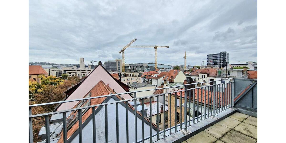 Dachgeschoßwohnung Stuttgart Stuttgart-Mitte - 5 Zimmer, 134 m&sup2;, 2.796&euro; | Angebot:24659602