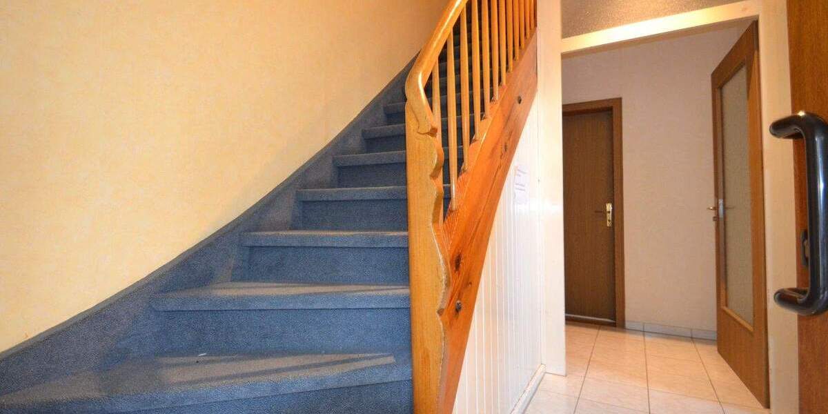 Mehrfamilienhaus, Wohnhaus Rutesheim - 7 Zimmer, 178 m&sup2;, 538.000&euro; | Angebot:25704324