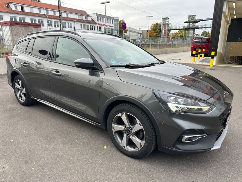Ford Focus 184.000 km 11.999 € Ditzingen 71254