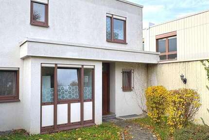 Haus Bietigheim-Bissingen Bissingen - 6 Zimmer, 183 m&sup2;, 2.379&euro; | Angebot:23584286