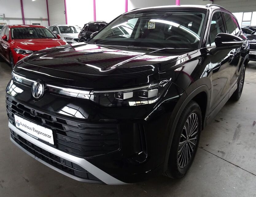 VW Tayron 25.266 km 44.849 € Holzgerlingen bei Stuttgart 71088