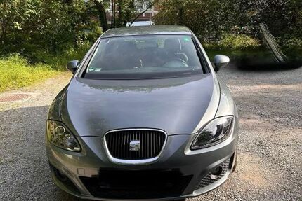 Seat Leon 184.640 km 4.000 &euro; Stuttgart 70191