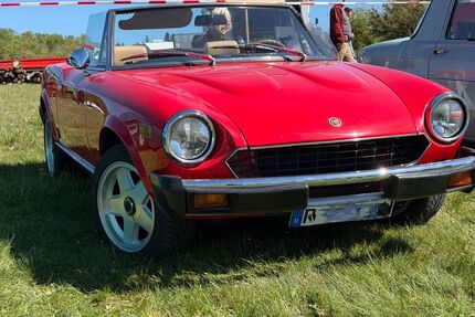 Fiat 124 Spider 124.000 km 12.500 &euro; Reutlingen 72768