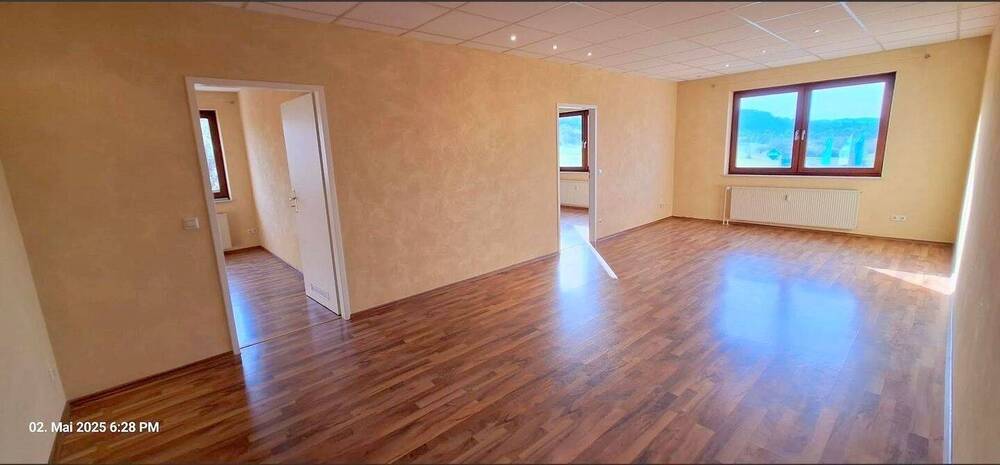 Hochwertige Büro-Praxiseinheit im Ried-Center