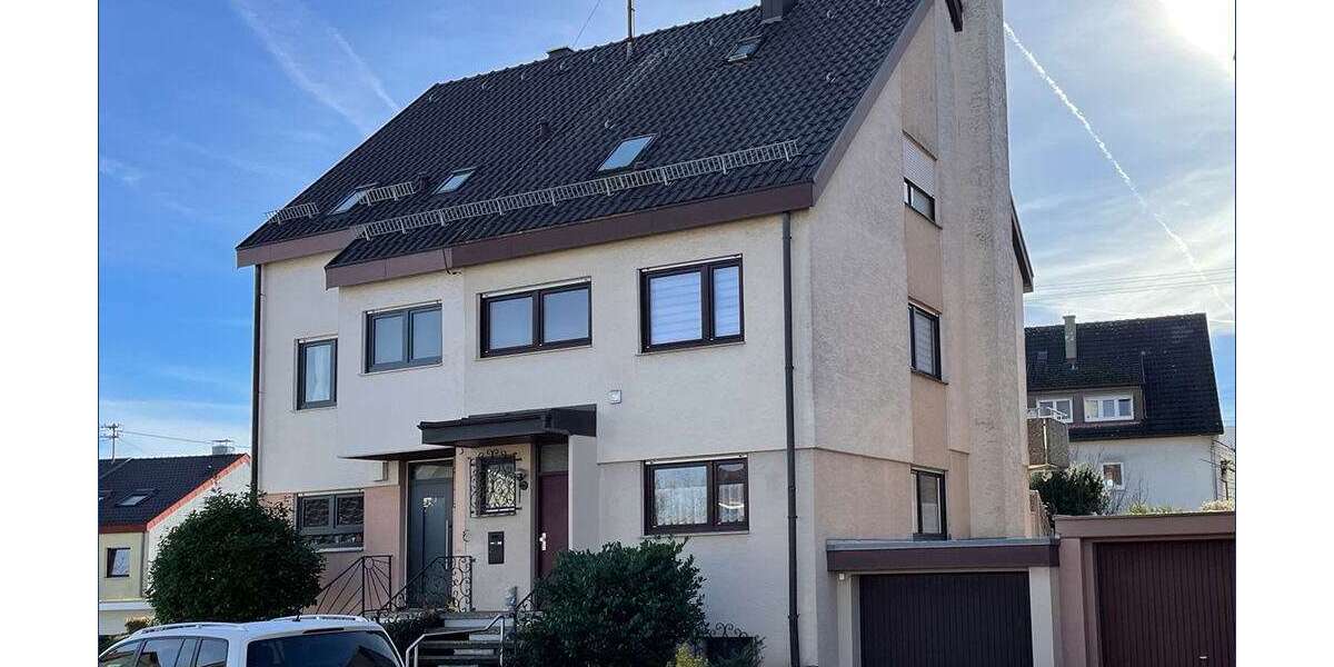 Haus zum Kaufen in Ludwigsburg 585.000 € 120 m² 5.5 zimmer