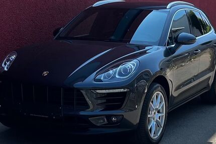 Porsche Macan 98.000 km 41.390 € Böblingen-Süd 71032