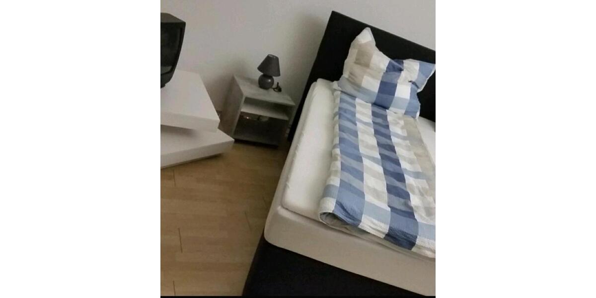 Etagenwohnung Pforzheim - 2 Zimmer, 40 m&sup2;, 510&euro; | Angebot:25983393