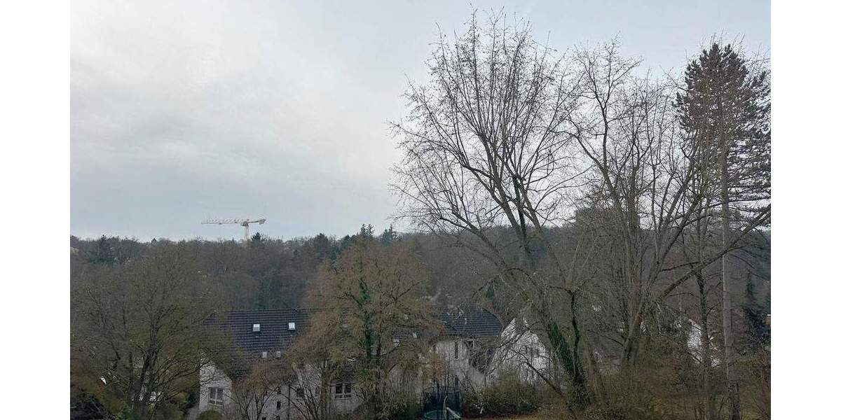 Etagenwohnung Stuttgart Schönberg - 3 Zimmer, 110 m&sup2;, 1.300&euro; | Angebot:24827277