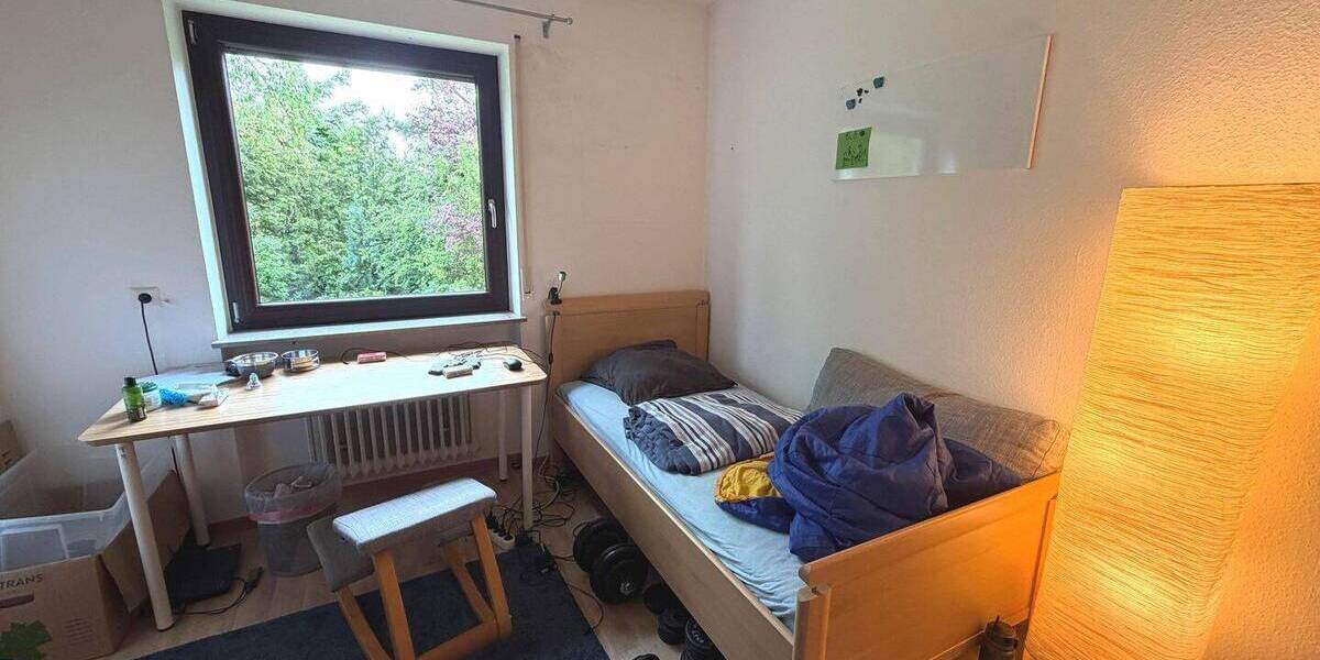Etagenwohnung Leonberg - 4 Zimmer, 95 m&sup2;, 245.000&euro; | Angebot:26863549