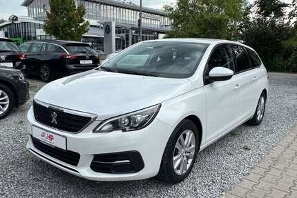 Peugeot 308 98.652 km 11.799 € Filderstadt 70794
