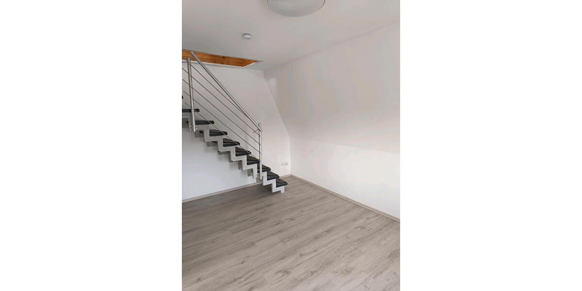 Maisonettenwohnung Esslingen am Neckar Brühl - 3 Zimmer, 106 m&sup2;, 1.450&euro; | Angebot:24661579