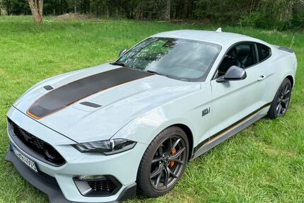 Ford Mustang 32.000 km 54.700 &euro; Neuhausen auf den Fildern 73765