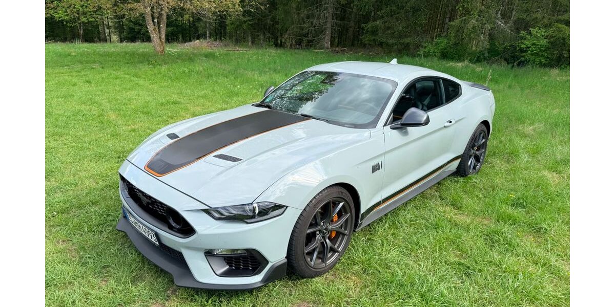 Ford Mustang 32.000 km 54.700 &euro; Neuhausen auf den Fildern 73765