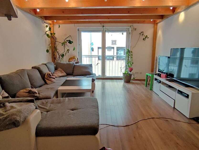 Haus zum Kaufen in Reutlingen 299.999 € 110 m²