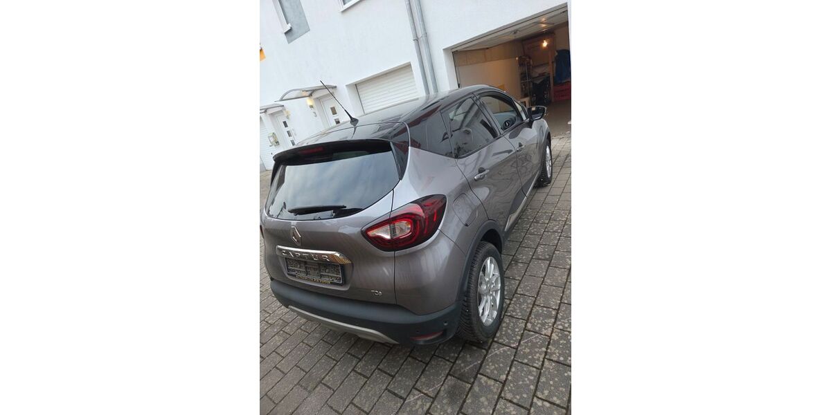 Renault Captur 67.000 km 16.700 &euro; Waiblingen 71336