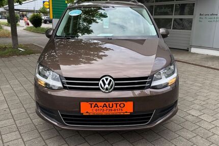 VW Sharan 118.896 km 12.299 &euro; Esslingen am Neckar 73733