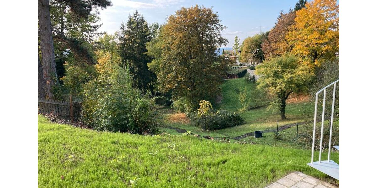 Villa Reutlingen Sondelfingen - 5 Zimmer, 140 m&sup2;, 2.600&euro; | Angebot:27617707