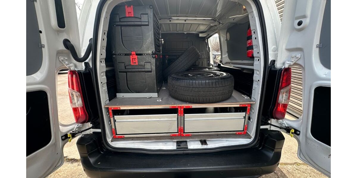 Opel Combo 48.529 km 13.900 &euro; Sindelfingen 71065