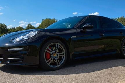 Porsche Panamera 133.000 km 32.500 &euro; Stuttgart 70193