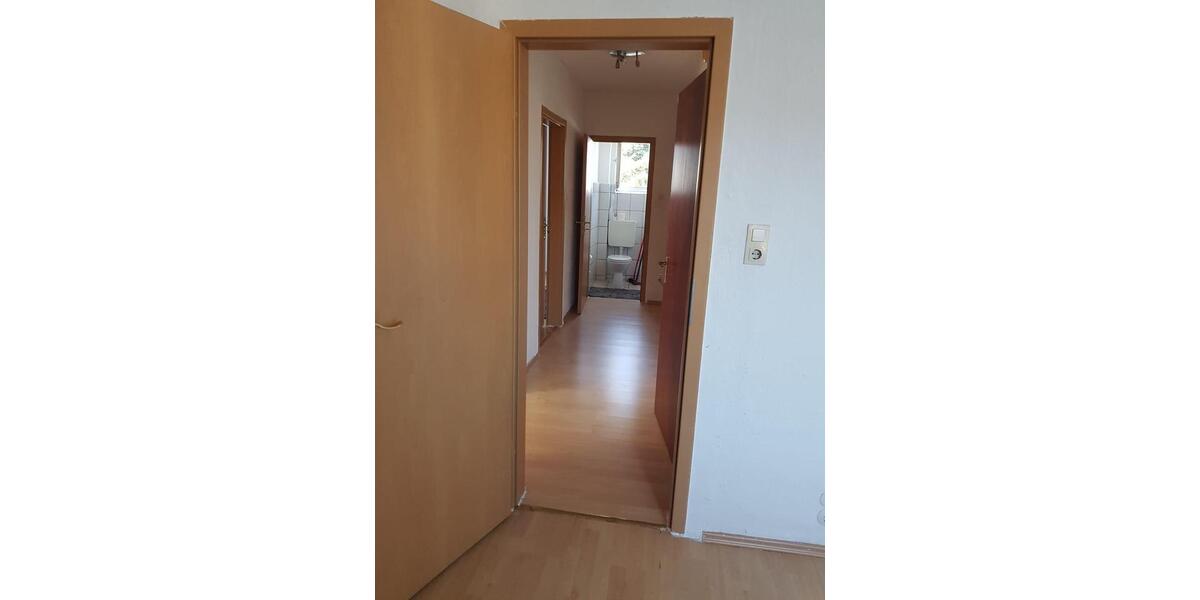 Einfamilienhaus Kornwestheim - 7 Zimmer, 160 m&sup2;, 2.050&euro; | Angebot:24857856