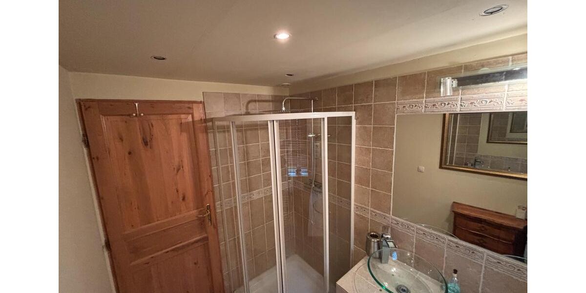 Etagenwohnung Stuttgart Bopser - 2 Zimmer, 75 m&sup2;, 1.350&euro; | Angebot:25615161