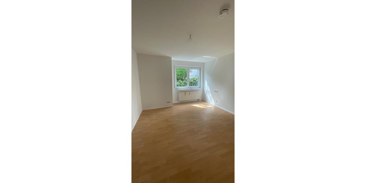 Erdgeschoßwohnung Leonberg - 3.5 Zimmer, 72 m&sup2;, 359.000&euro; | Angebot:27016758