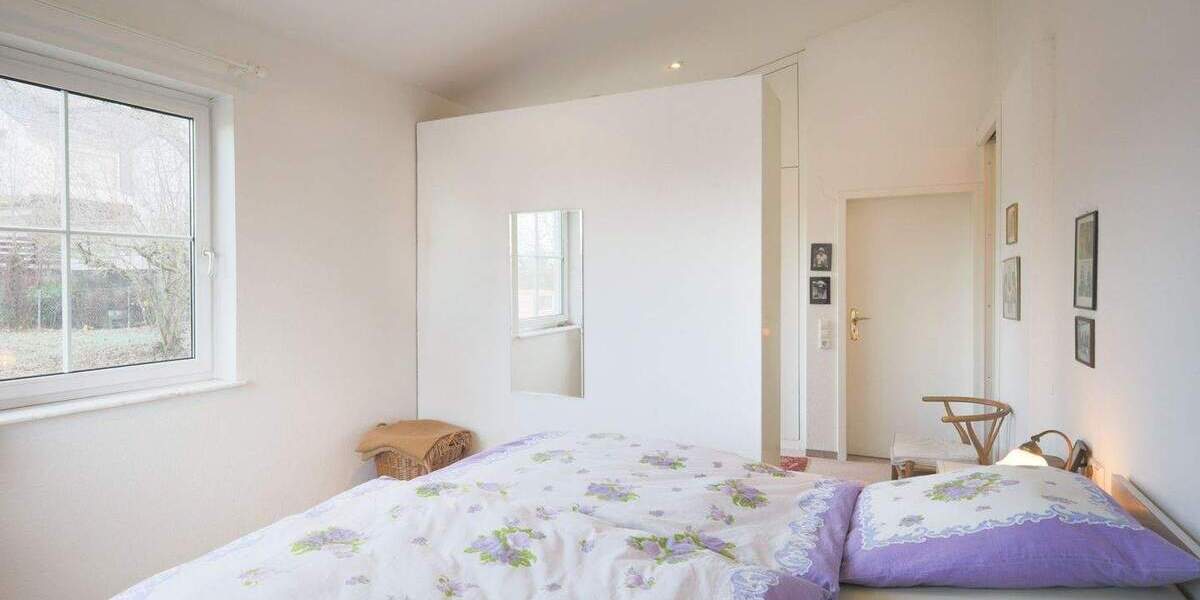 Einfamilienhaus Leonberg Ramtel - 6 Zimmer, 170 m&sup2;, 990.000&euro; | Angebot:24684442