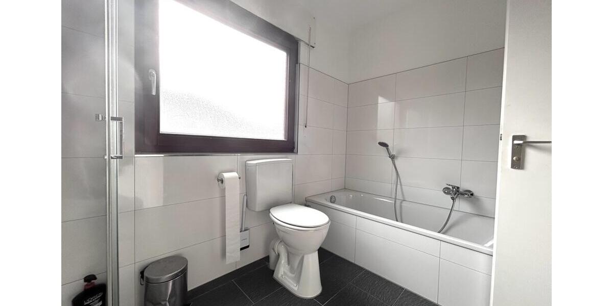 Reihenhaus Ludwigsburg Hoheneck - 4 Zimmer, 117 m&sup2;, 1.630&euro; | Angebot:26439203