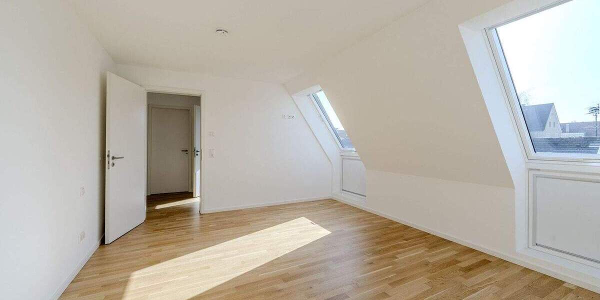 Etagenwohnung Stuttgart / Zuffenhausen Zuffenhausen - 4 Zimmer, 117 m&sup2;, 699.000&euro; | Angebot:25704192