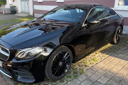 Mercedes E 200