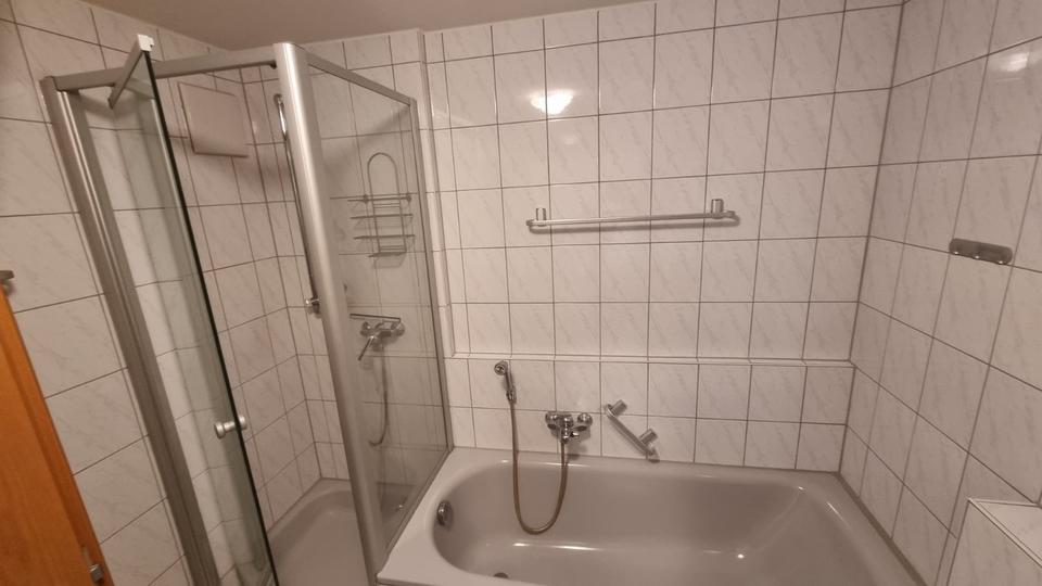 Etagenwohnung Sachsenheim - 3.5 Zimmer, 87 m&sup2;, 310.000&euro; | Angebot:25710619