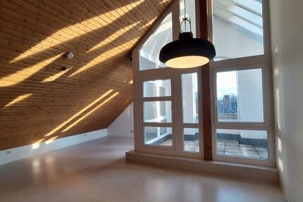 Wohnung Stuttgart Vaihingen - 2 Zimmer, 65 m&sup2;, 900&euro; | Angebot:25923483