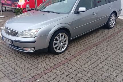 Ford Mondeo 182.000 km 3.750 &euro; Korntal-Muenchingen 70825