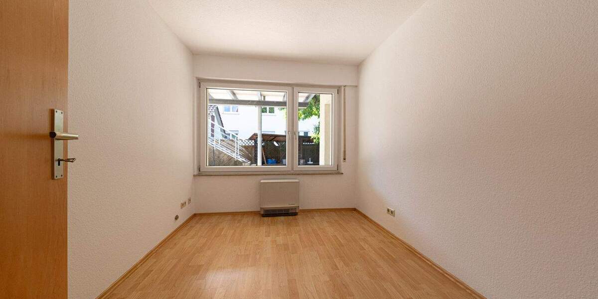Mehrfamilienhaus, Wohnhaus Sindelfingen Darmsheim - 8 Zimmer, 193 m&sup2;, 749.000&euro; | Angebot:25694984