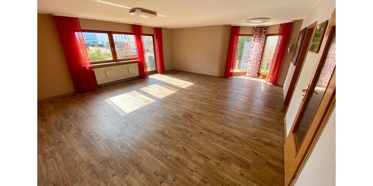 Doppelhaushälfte Hildrizhausen - 2 Zimmer, 160 m&sup2;, 670.000&euro; | Angebot:26136534