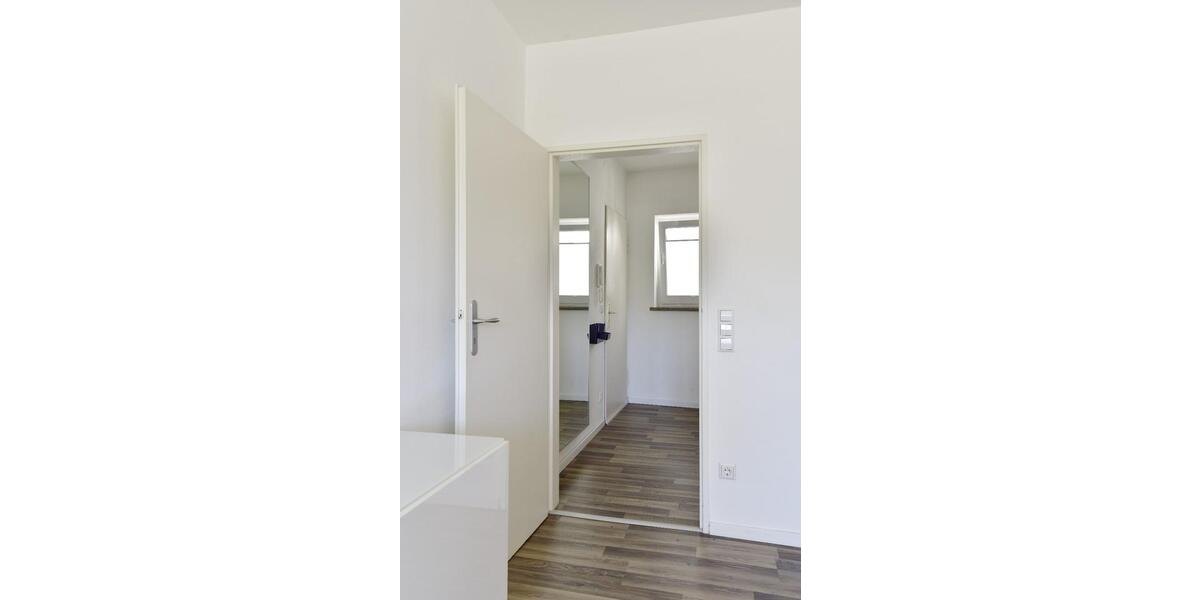 Etagenwohnung Stuttgart Stuttgart-Süd - 1 Zimmer, 32 m&sup2;, 1.090&euro; | Angebot:24741674