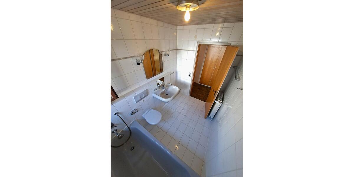 Erdgeschoßwohnung Filderstadt - 4 Zimmer, 115 m&sup2;, 450.000&euro; | Angebot:27263491