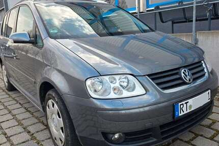 VW Touran 208.000 km 3.660 &euro; Holzgerlingen 71088