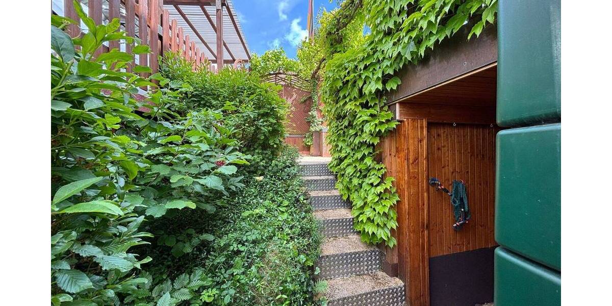 Mehrfamilienhaus, Wohnhaus Stuttgart Feuerbach - 3 Zimmer, 118 m&sup2;, 489.000&euro; | Angebot:24056806