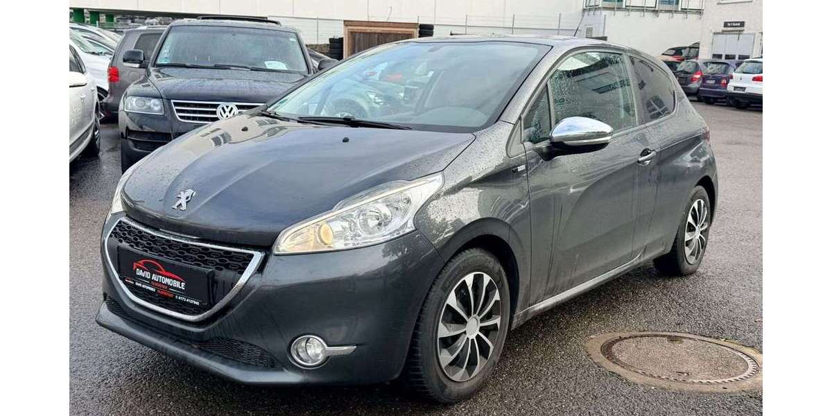Peugeot 208 156.200 km 2.990 &euro; Filderstadt 70794