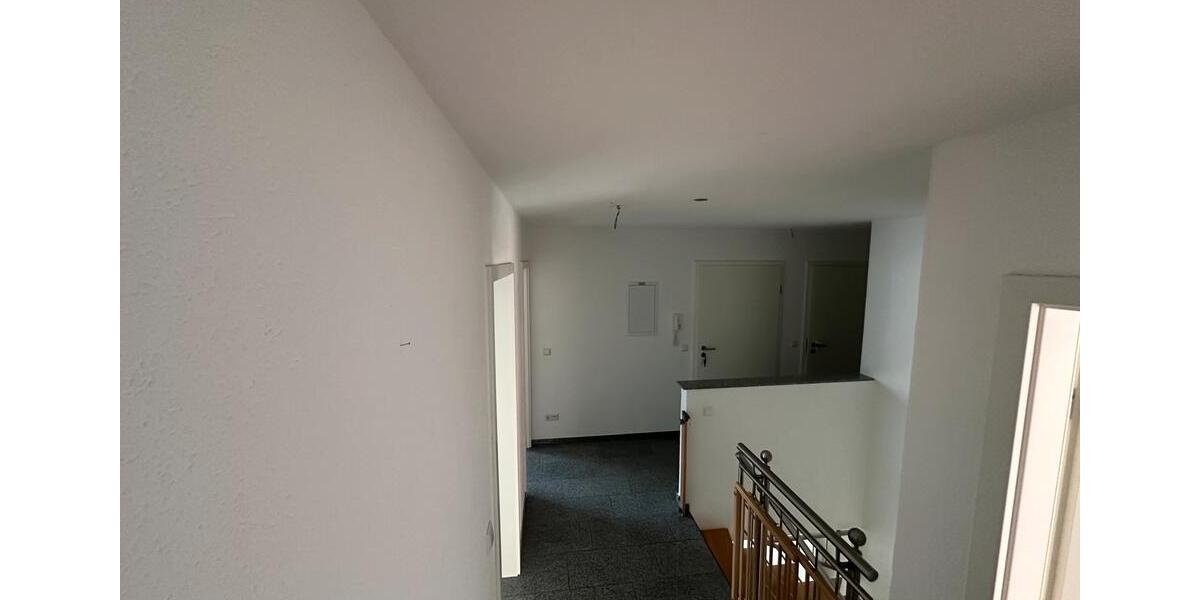 Maisonettenwohnung Herrenberg - 7 Zimmer, 157 m&sup2;, 599.000&euro; | Angebot:26987265