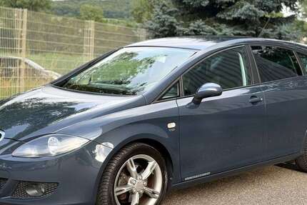 Seat Leon 140.000 km 4.950 € Niefern-Öschelbhronn 75223
