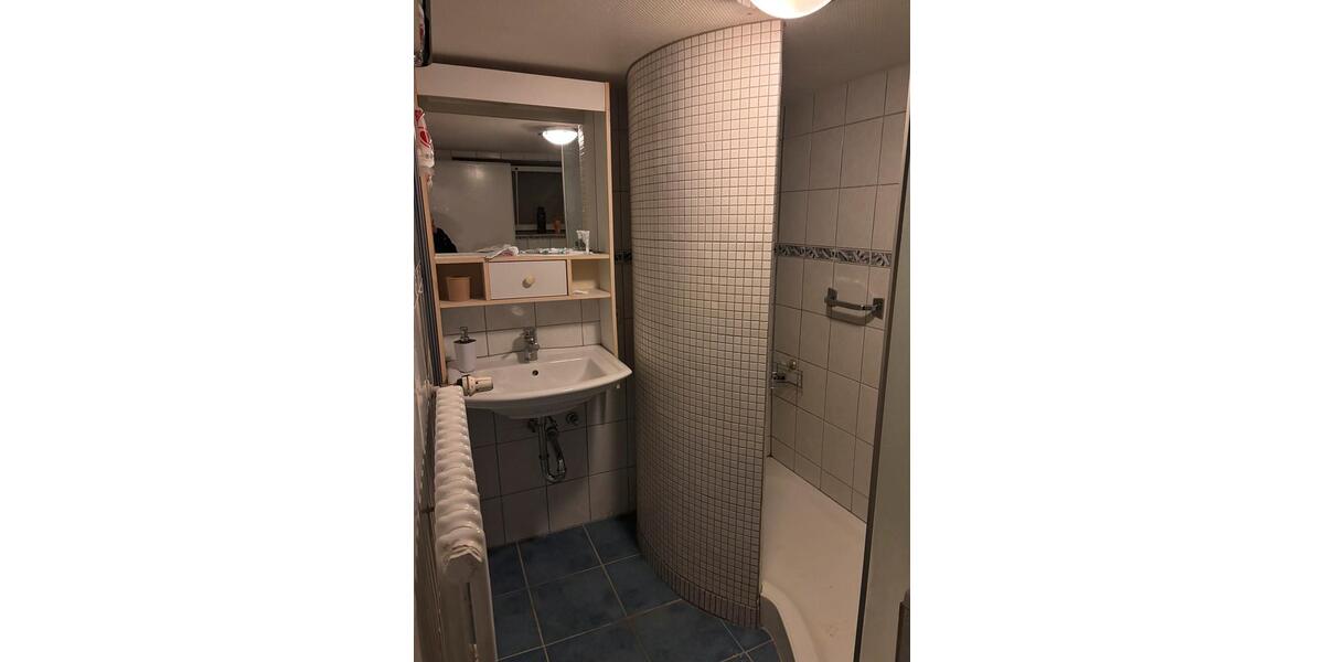 Reihenhaus Reutlingen Orschel-Hagen - 5 Zimmer, 176 m&sup2;, 1.500&euro; | Angebot:24453091
