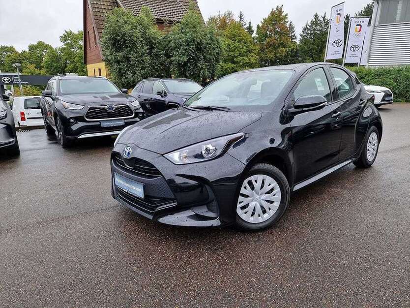 Toyota Yaris 51.169 km 18.990 € Nürtingen 72622
