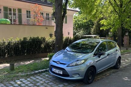 Ford Fiesta 167.541 km 5.100 &euro; Stuttgart 70174