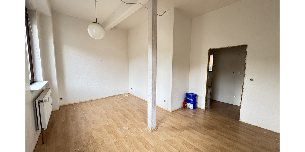 Teilsaniertes 3-Familienhaus in Pforzheim-Würm - Mehrfamilienhaus, Wohnhaus Pforzheim Eutingen | Angebot:23421912