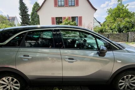 Opel Crossland (X) 41.300 km 15.800 &euro; Tübingen 72072