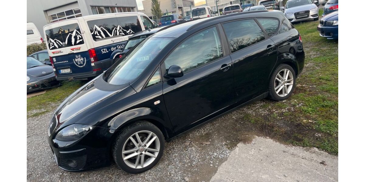 Seat Altea 171.000 km 4.390 &euro; Ludwigsburg 71642