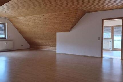 Wohnung Reutlingen Reutlingen-Betzingen - 2 Zimmer, 84 m&sup2;, 950&euro; | Angebot:27619684